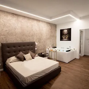  Alojamento de Acomodação e Pequeno-almoço Fervore Luxury Itália