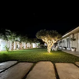  Alojamento de Acomodação e Pequeno-almoço Amantea Monument Itália