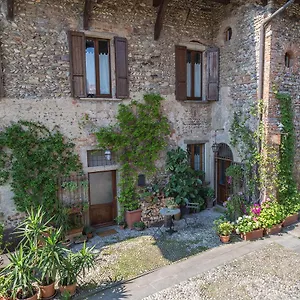  Couette-café La Della Torre