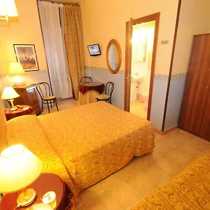 ** Hotel Sweet Itália