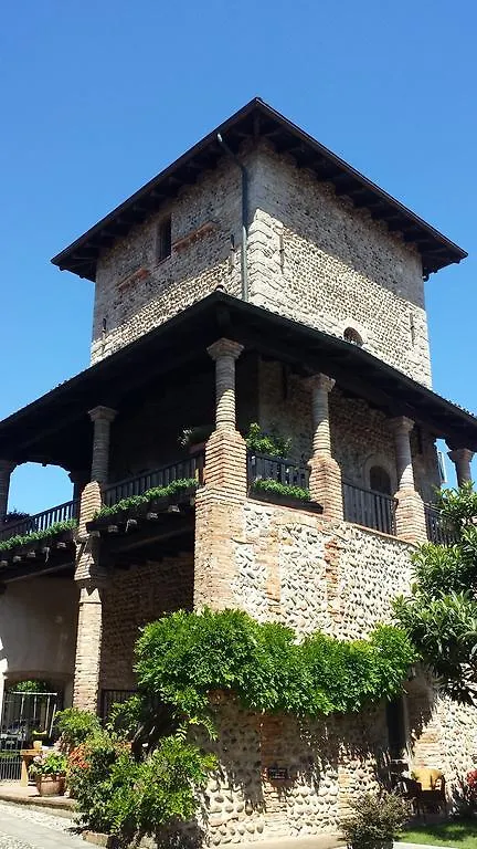 La Torre Medioevale Bed & Breakfast Marne di Filago