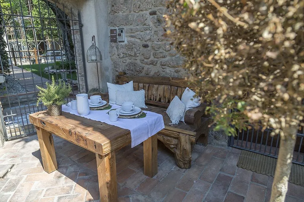 La Torre Medioevale Bed and Breakfast Marne di Filago